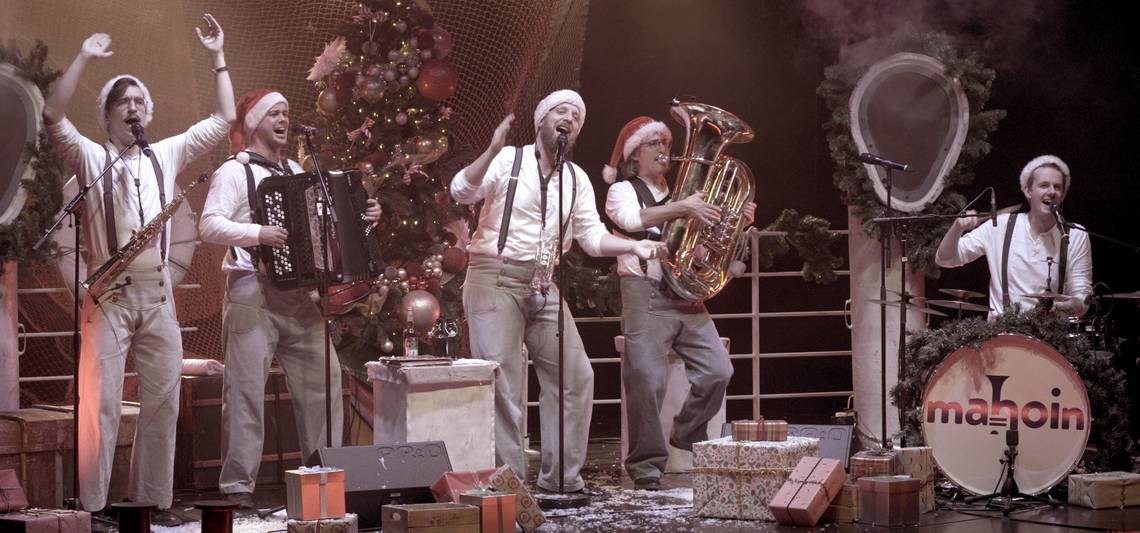 santa mahoin stills 5
