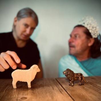 6536a5082b2f3663970351d6  Ich habe König! 1 p 500, Quadrat