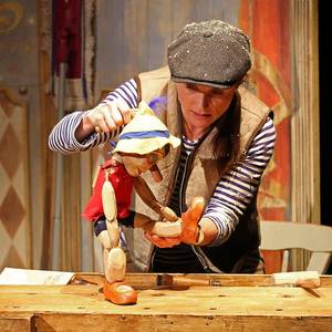 Kerstin Dathe mit Pinocchio