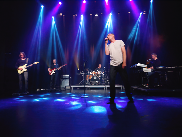 TMOG ©martyn goddard