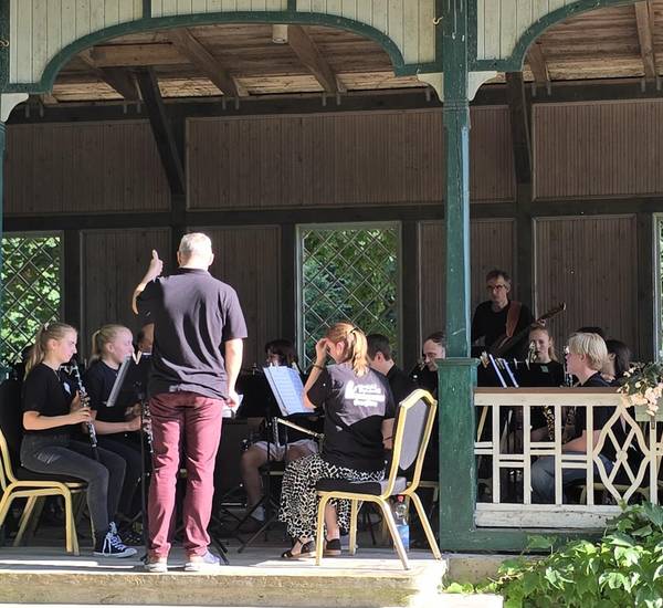 SBO Sommerkonzert Kurhaus 2024- Foto Stefan Eiserle