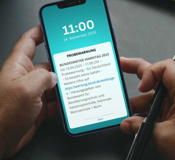 Smnartphone mit Probewarnung